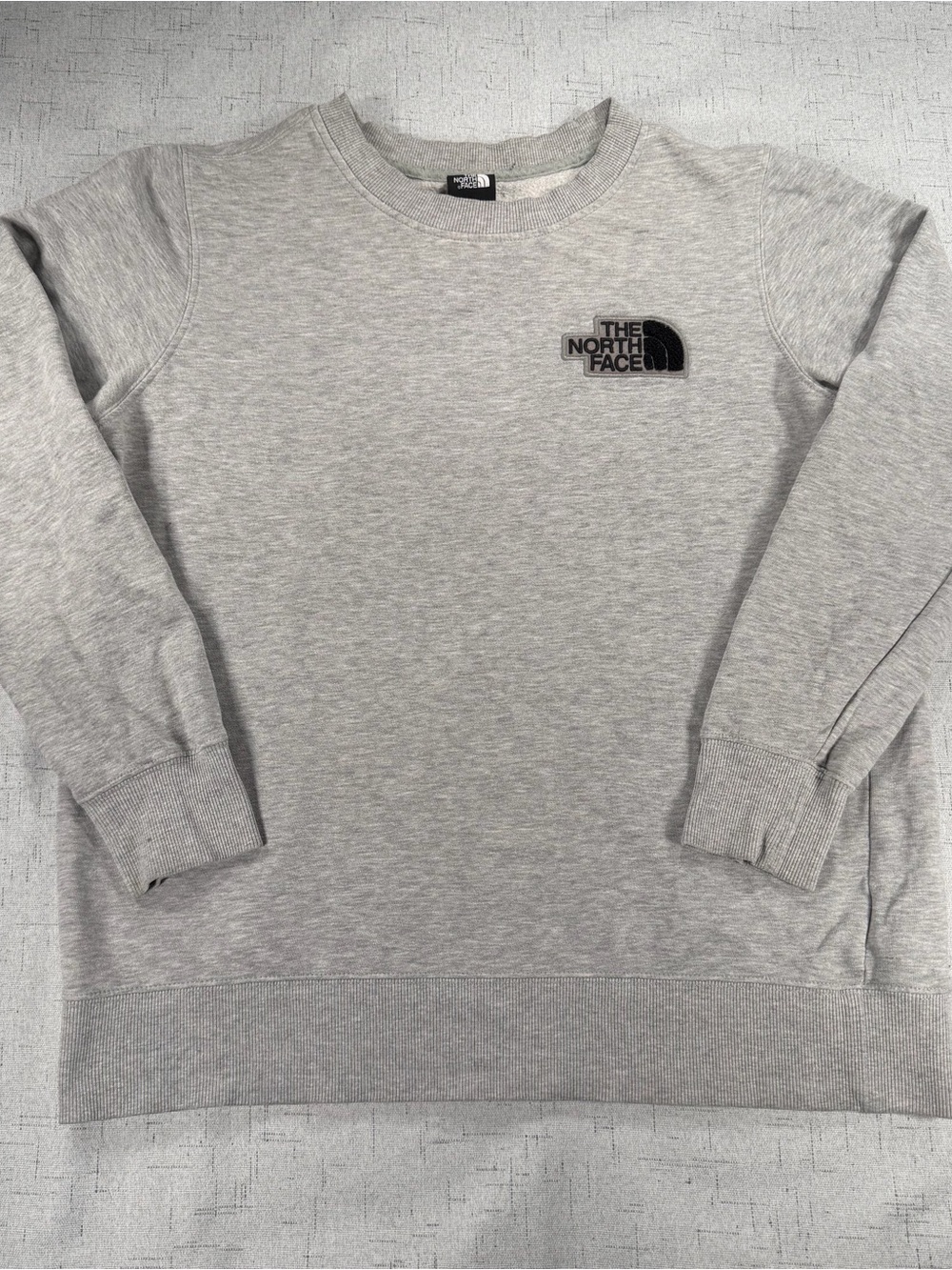 The North Face Gray Fleece Pullover Sweatshirt Women’s S Crewneck Logo Patch